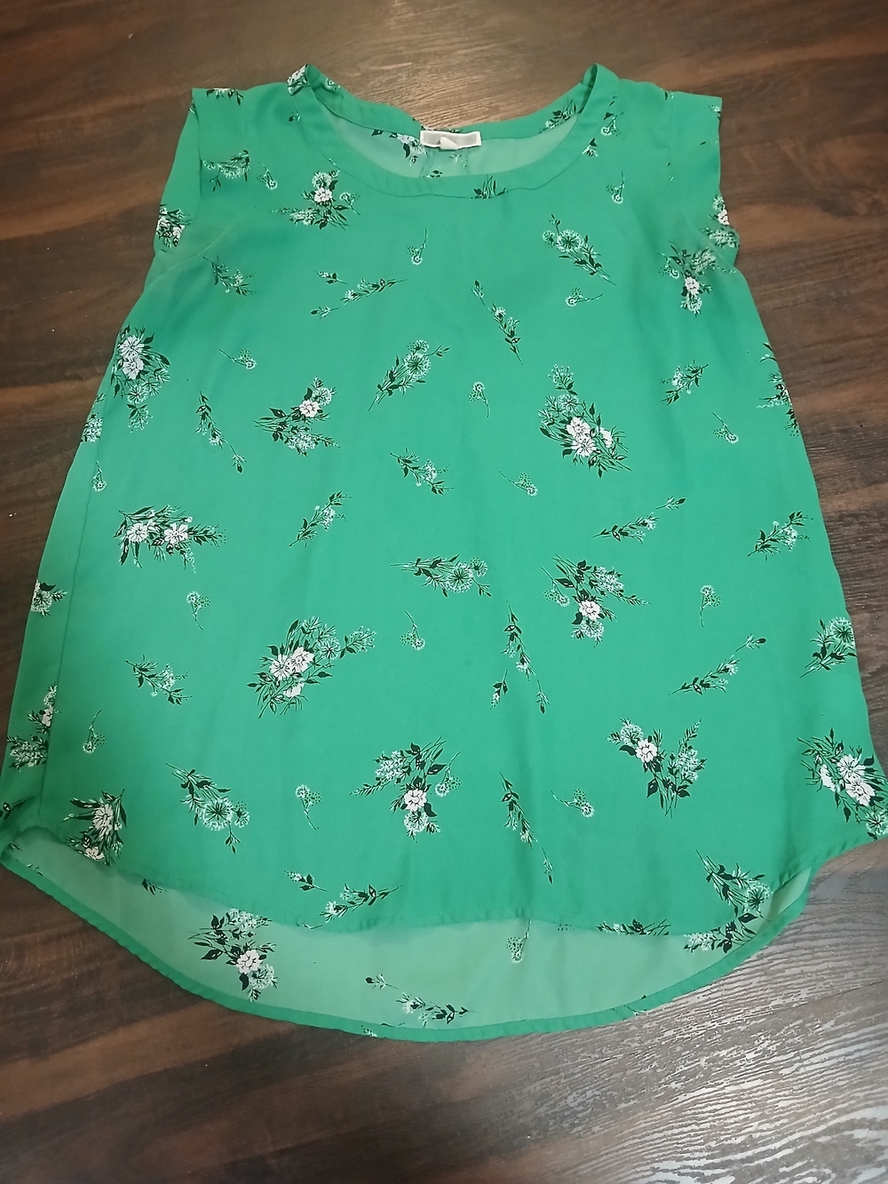 Pleione Green Floral Cap-Sleeve Blouse